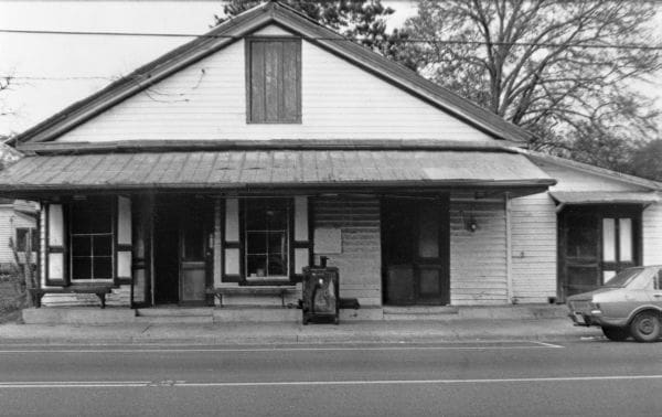 Pender's Store Front: Greenwood FL. Floridamemory.com
